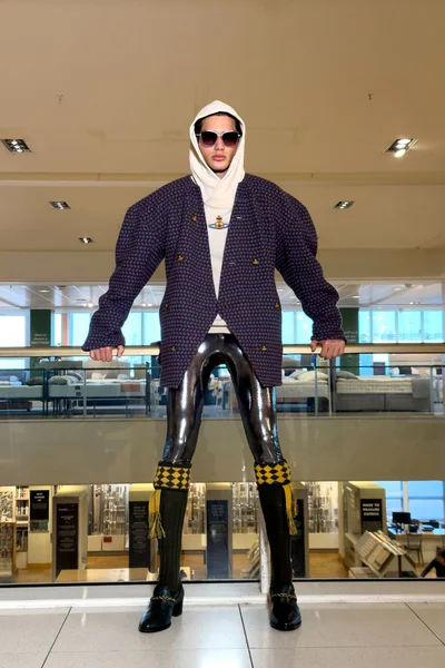 Look 8
